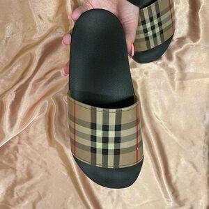 Women’s Burberry Pool Slides